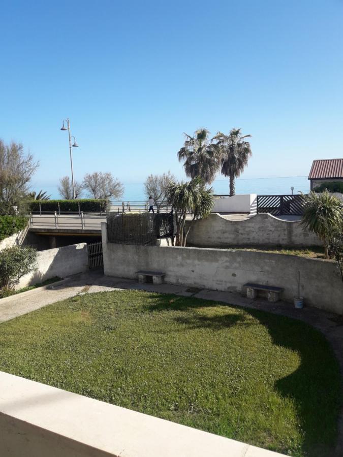 Casa A 20 Metri Dal Mare! Apartamento Fossacesia Exterior foto